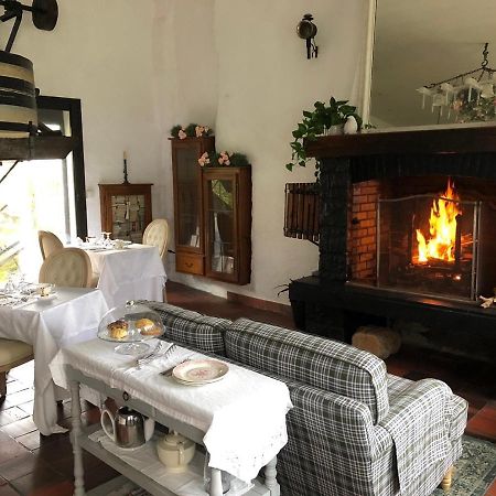 Le Vieux Moulin Bed and Breakfast Bouhet Εξωτερικό φωτογραφία