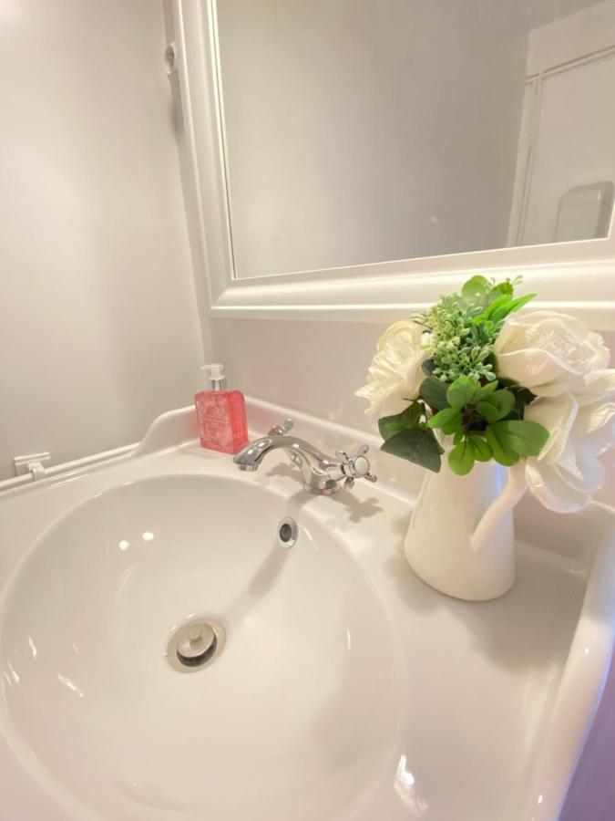 Le Vieux Moulin Bed and Breakfast Bouhet Εξωτερικό φωτογραφία